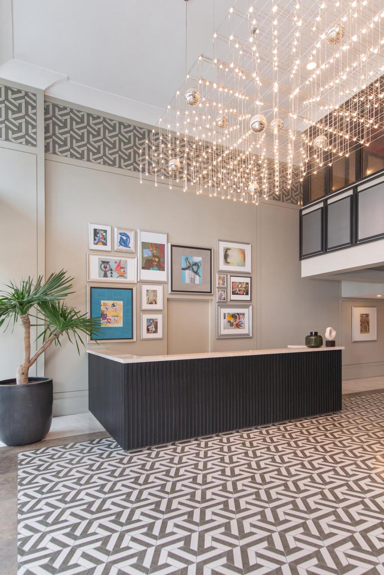 The Suites At Torre Lorenzo Malate - Managed By The Ascott Limited Manila Eksteriør billede